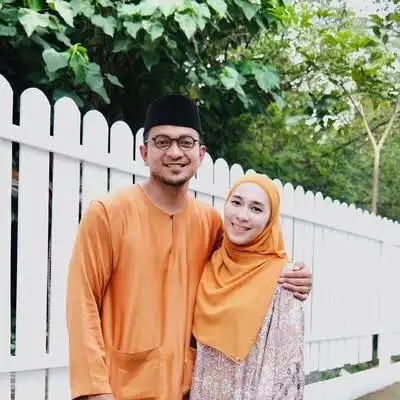 Shukri Yahaya’s wife, Tya Adnan Biography: Age, Children, Net Worth, Parents, Business, Instagram