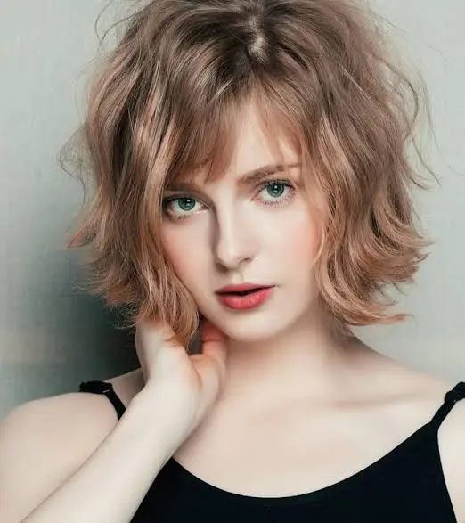 Ella Freya Biography: Boyfriend, Age, Height, Net Worth, Parents, Instagram, Career