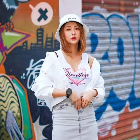 May Ho Biography: Songs, Albums, Age, Net Worth, Husband, Parents, Instagram, Movies