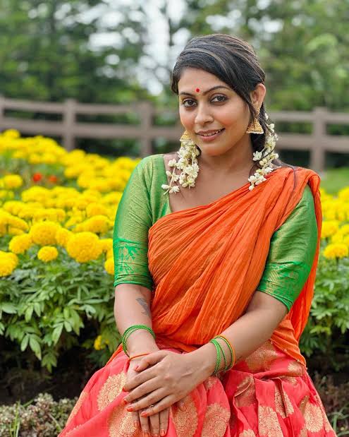 Moon Nila Biography: Age, Movies, Net Worth, Height, Parents, Career, TV Shows Moon Nila Biography: Age, Movies, Net Worth, Height, Parents, Career, TV Shows