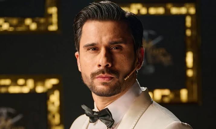 Tabish Hashmi Biography: Parents, Siblings, Wife, Age, Net Worth, Instagram, Career Tabish Hashmi Biography: Parents, Siblings, Wife, Age, Net Worth, Instagram, Career