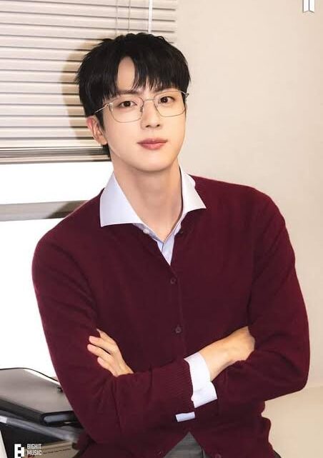 Jin (singer) Biography: Age, Net Worth, Brother, Parents, Songs, Awards, Group, Instagram Jin (singer) Biography: Age, Net Worth, Brother, Parents, Songs, Awards, Group, Instagram