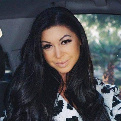 Kalani Hilliker’s Mother, Kira Girard Biography: Husband, Age, Kids, Height, Net Worth, Dance Moms, Instagram Kalani Hilliker’s Mother, Kira Girard Biography: Husband, Age, Kids, Height, Net Worth, Dance Moms, Instagram