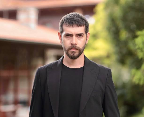 Barış Baktaş Biography: Wife, Age, Height, Net Worth, Movies & TV Shows, Instagram Barış Baktaş Biography: Wife, Age, Height, Net Worth, Movies & TV Shows, Instagram