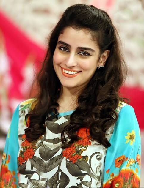 Alishba Yousuf Biography: Husband, Age, Children, Height, Net Worth, Sister, TV Shows Alishba Yousuf Biography: Husband, Age, Children, Height, Net Worth, Sister, TV Shows