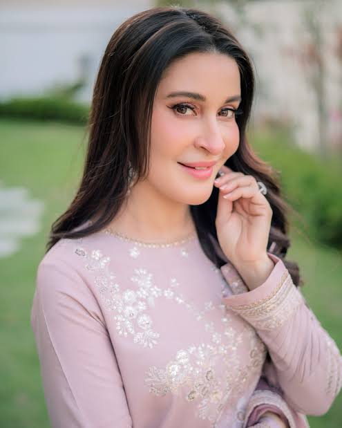Shaista Lodhi Biography: Age, TV Shows, Products, Net Worth, Age, Wikipedia, Instagram, Husband Shaista Lodhi Biography: Age, TV Shows, Products, Net Worth, Age, Wikipedia, Instagram, Husband