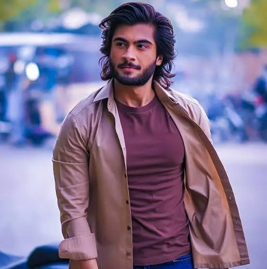 Haroon Kadwani Biography: Girlfriend, Age, Net Worth, Height, Parents, Dramas, Movies