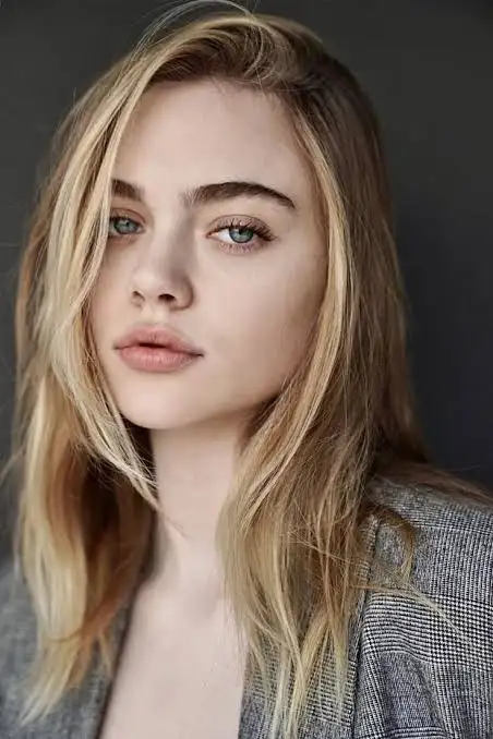 Isabel Gravitt Biography: Age, Height, Net Worth, Parents, Movies & TV Shows