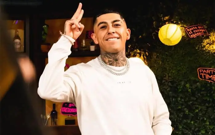 Eme MalaFe Biography: Age, Songs, Net Worth, Height, Albums, Parents, Career, Instagram