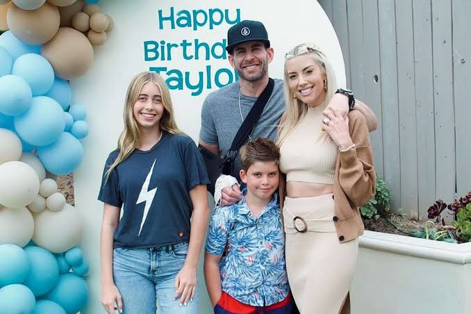 Taylor El Moussa Biography: Age, Parents, Height, Net Worth, Siblings, TV Shows Taylor El Moussa Biography: Age, Parents, Height, Net Worth, Siblings, TV Shows