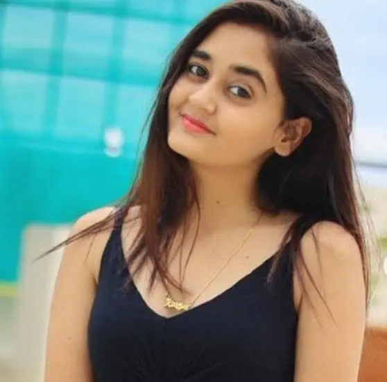 Bindass Kavya Biography: Age, Parents, Height, Net Worth, Siblings, YouTube