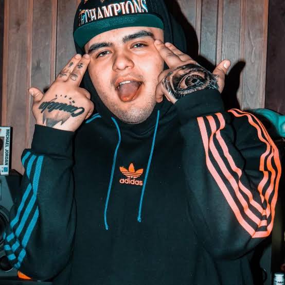 Uzielito Mix Biography: Age, Height, Net Worth, Songs, Career, Parents, Label Uzielito Mix Biography: Age, Height, Net Worth, Songs, Career, Parents, Label