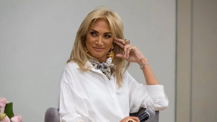 Adela Micha Biography: Husband, Age, Children, Net Worth, Height, Parents, Career, Education