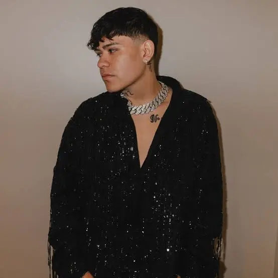 Junior H Biography: Girlfriend, Age, Songs, Albums, Height, Net Worth, Parents, Career