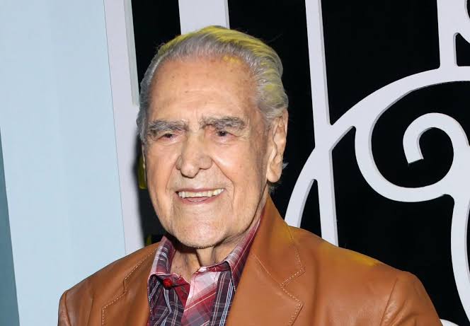 Eric del Castillo Biography: Wife, Age, Children, Net Worth, Height, Movies, Career Eric del Castillo Biography: Wife, Age, Children, Net Worth, Height, Movies, Career