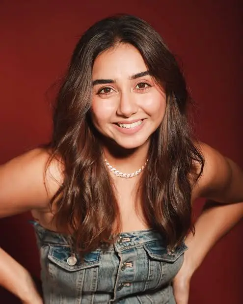 Prajakta Koli Biography: YouTube, Movies, TV Shows, Net Worth, Age, Parents, Siblings, Husband