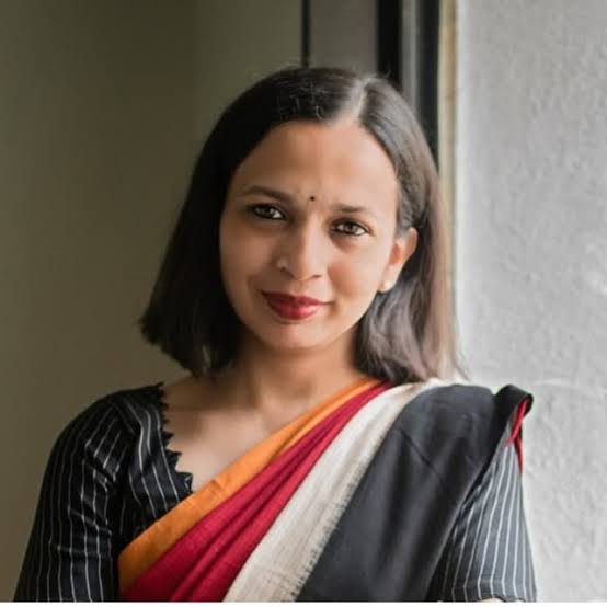 Rujuta Diwekar Biography: Husband, Age, Books, Height, Net Worth, Parents, Career, Education Rujuta Diwekar Biography: Husband, Age, Books, Height, Net Worth, Parents, Career, Education