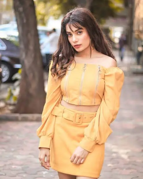Doll Daundkar Biography: Age, Boyfriend, Net Worth, Movies, Height, Parents, Career