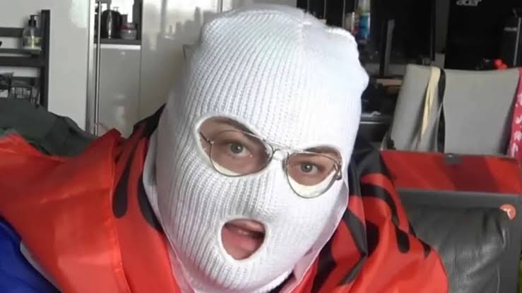 Anomaly (YouTuber) Biography: Girlfriend, Age, Net Worth, Height, YouTube, Real Name Anomaly (YouTuber) Biography: Girlfriend, Age, Net Worth, Height, YouTube, Real Name