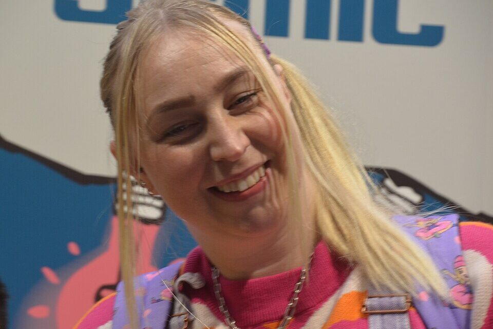 Jenny Birgitta Laev Alfvén (Yumi) Biography: Partner, Age, Net Worth, Height, YouTube, Books Jenny Birgitta Laev Alfvén (Yumi) Biography: Partner, Age, Net Worth, Height, YouTube, Books
