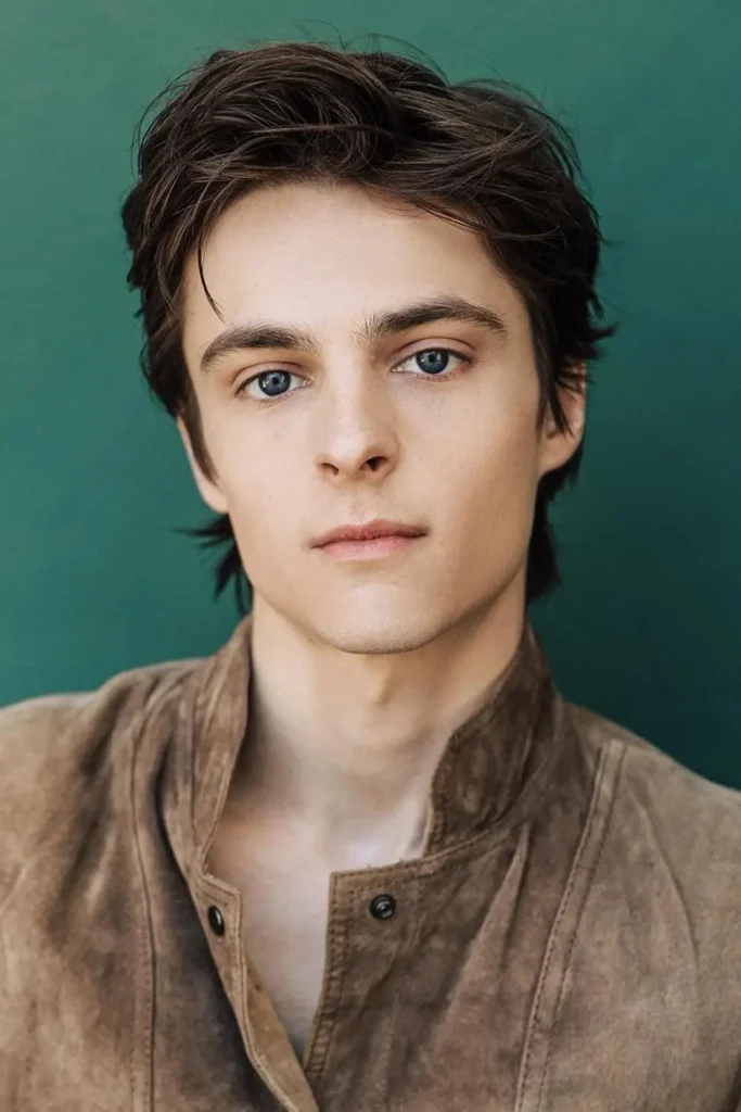 Corey Fogelmanis Biography: Boyfriend, Age, Movies & TV Shows, Net Worth, Height, Parents, Career