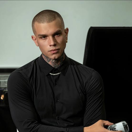 Nemo Calix Biography: Wife, Age, Height, Net Worth, Parents, Instagram, Career Nemo Calix Biography: Wife, Age, Height, Net Worth, Parents, Instagram, Career