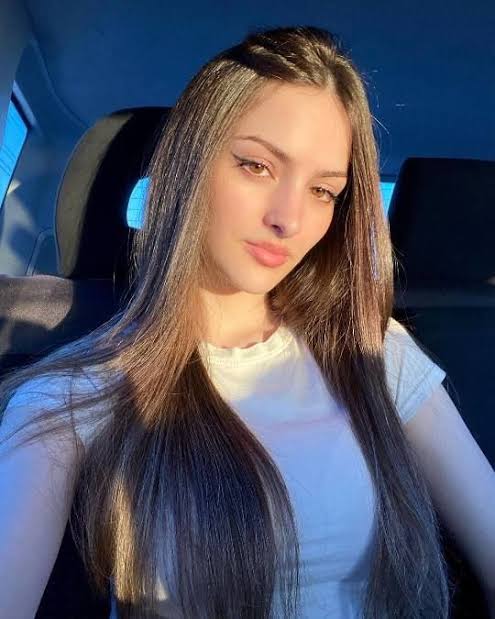 Victoria Pfeifer Biography: Boyfriend, Age, Net Worth, Height, Parents, Songs, Instagram Victoria Pfeifer Biography: Boyfriend, Age, Net Worth, Height, Parents, Songs, Instagram