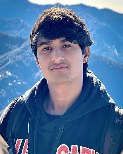 Sahil Joshi Biography: Age, Girlfriend, Net Worth, Height, YouTube, Parents, Brother, Vlogs