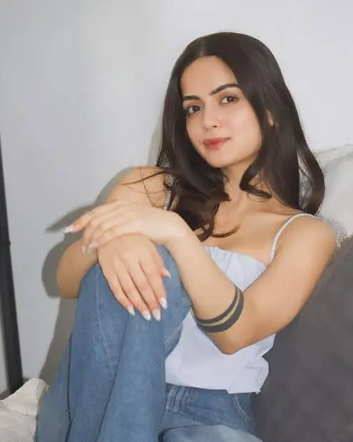 Neha Jethwani Biography: Age, Boyfriend, Height, Net Worth, Instagram, Music Videos, YouTube