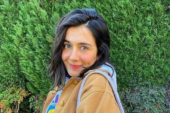Sude Alkış Biography: Age, Net Worth, YouTube, Height, Parents, Siblings, Career Sude Alkış Biography: Age, Net Worth, YouTube, Height, Parents, Siblings, Career