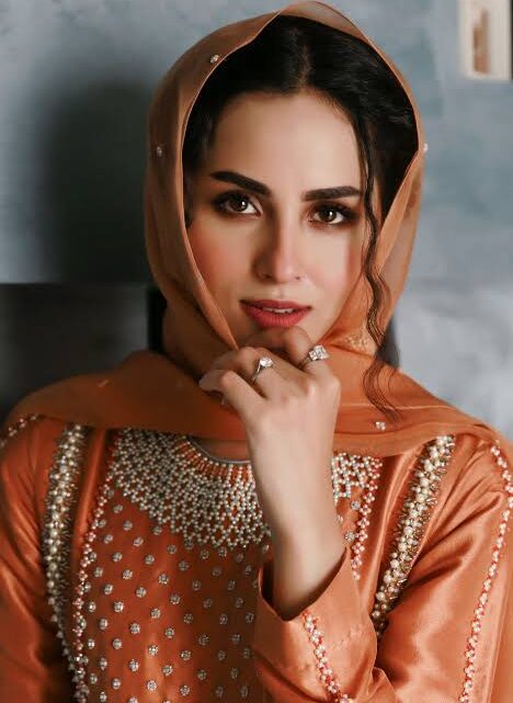 Nimra Khan Biography: Husband, Age, Net Worth, TV Shows, Movies & Career, Instagram Nimra Khan Biography: Husband, Age, Net Worth, TV Shows, Movies & Career, Instagram