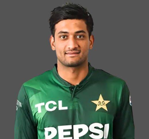 Hassan Nawaz Biography: Age, Cricket Records, T20I Century, Net Worth, Parents, PSL Hassan Nawaz Biography: Age, Cricket Records, T20I Century, Net Worth, Parents, PSL