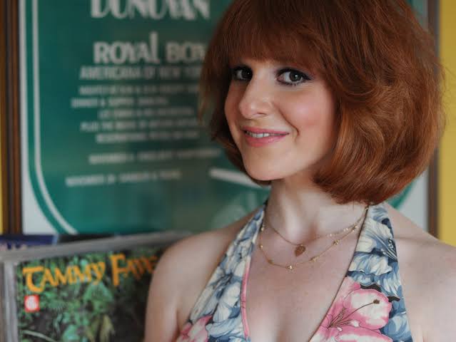 Julie Klausner Biography: Age, Comedy, Net Worth, Height, Parents, Husband, Career Julie Klausner Biography: Age, Comedy, Net Worth, Height, Parents, Husband, Career