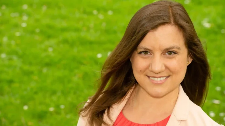 Amanda Montoya Biography: Height, Ethnicity, Age, Net Worth, Siblings, Parents, Husband, Awards