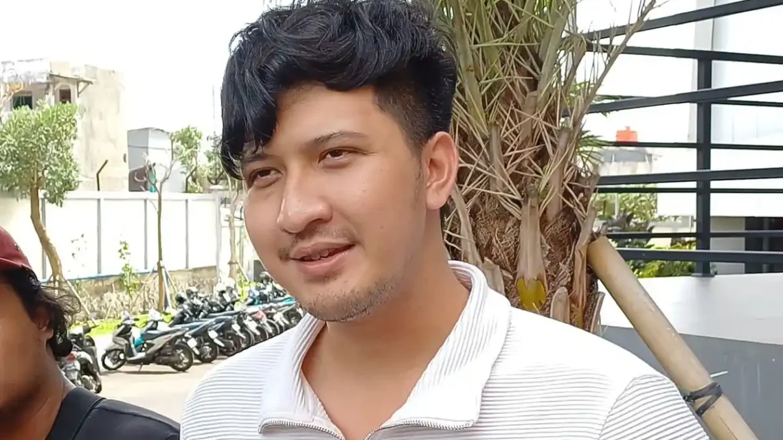 Aditya Zoni Biography: Net Worth, Age, Career, Height, Education, Wife, Nationality, YouTube