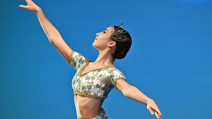 A Leap at 13: Elisa Molinari’s Climb to Center Stage in NYC