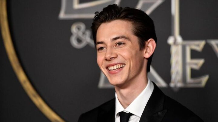 Griffin Gluck Biography: Age, Parents, Net Worth, Height, Movies, TV Shows, Girlfriend