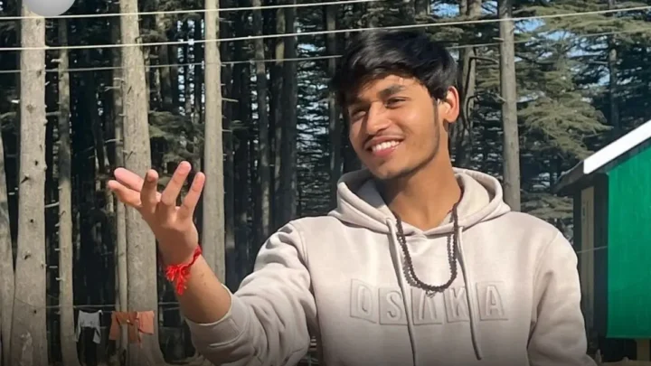 Anuj Rehan Biography: Net Worth, Siblings, Parents, Height, Ethnicity, Age, Song, Awards  