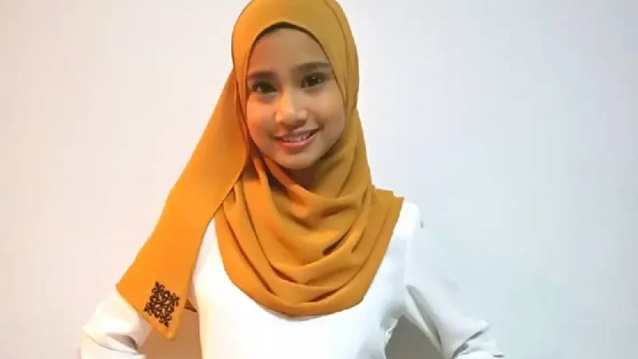 Erissa Puteri Biography: Age, Net Worth, Height, Parents, Songs, Instagram