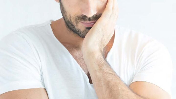 Aarón Díaz Biography: Age, Net Worth, Movies, TV Shows, Wife, Children, Songs, Family