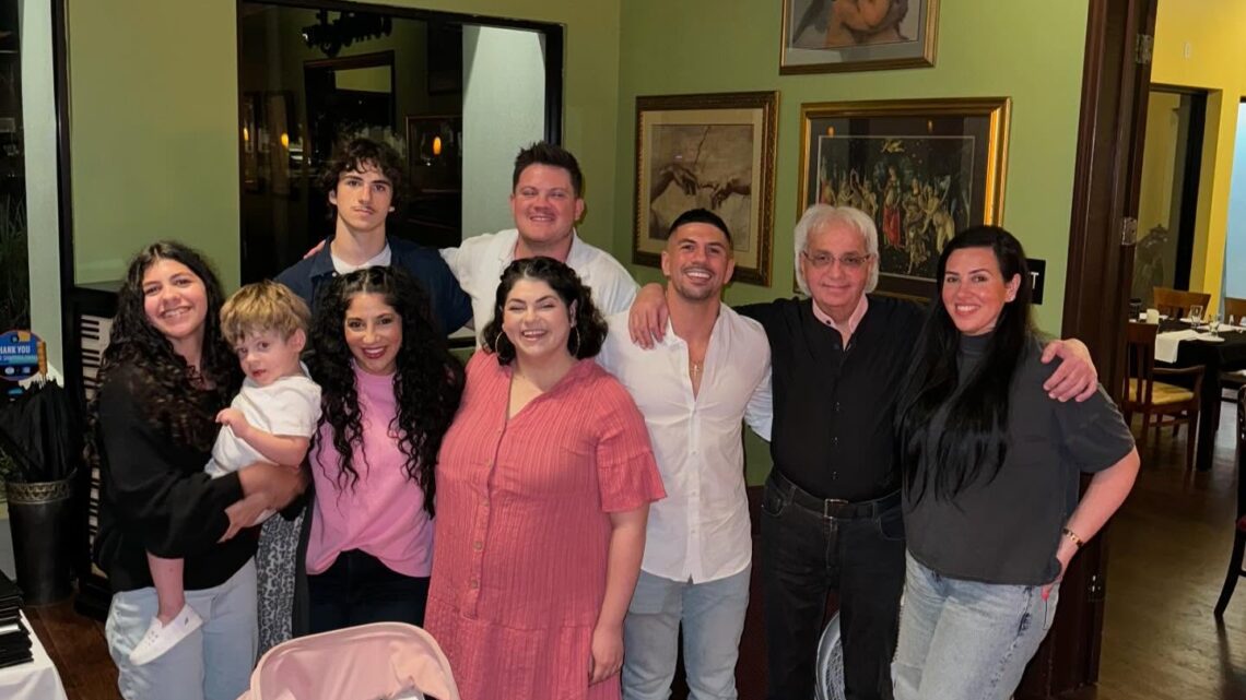 Meet Benny Hinn’s Kids: Jessica Hinn, Josh Hinn, Natasha Hinn, and Hannah Hinn Meet Benny Hinn’s Kids: Jessica Hinn, Josh Hinn, Natasha Hinn, and Hannah Hinn