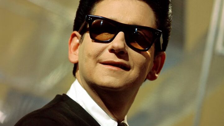 Roy Orbison Bio: Singles, Net Worth, Wife, Children, Siblings, Age, Parents, Height, Albums, Obituary