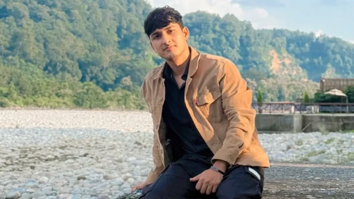 Sahil Joshi Biography: Age, Girlfriend, Net Worth, Height, YouTube, Parents, Brother, Vlogs