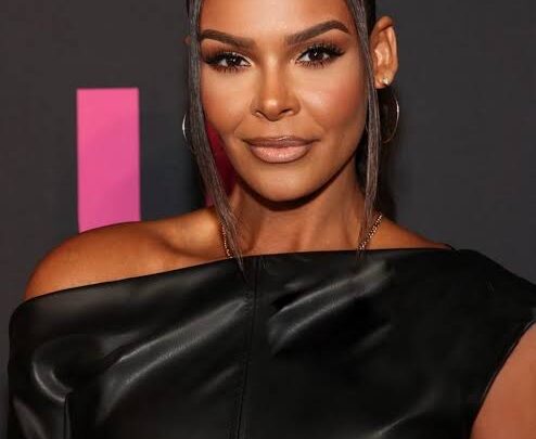 Samantha Mumba Biography: Awards, Films, Songs, Books, Spouse, Child, Height, Ethnicity, Age, Net Worth, Siblings, Parents