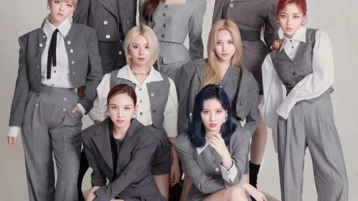 TWICE (group) Biography: Members, Age, Debut, Albums, Net Worth, Nationality, Songs, Success