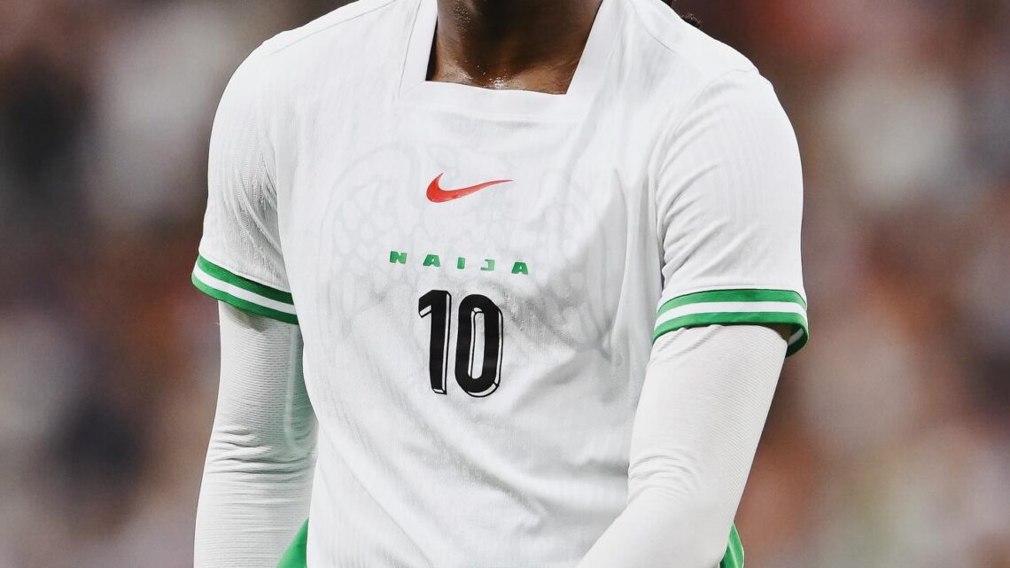 Tolu Arokodare Biography: Age, Salary, Parents, Net Worth, Wife, Kids, Stats, Height, Goals Tolu Arokodare Biography: Age, Salary, Parents, Net Worth, Wife, Kids, Stats, Height, Goals
