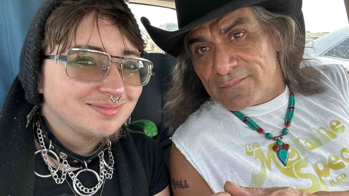 Who is Tristan Kern de Gonzales? Jonathan Joss’ Husband Bio: Age, Parents, Kids, Net Worth, Family Who is Tristan Kern de Gonzales? Jonathan Joss’ Husband Bio: Age, Parents, Kids, Net Worth, Family