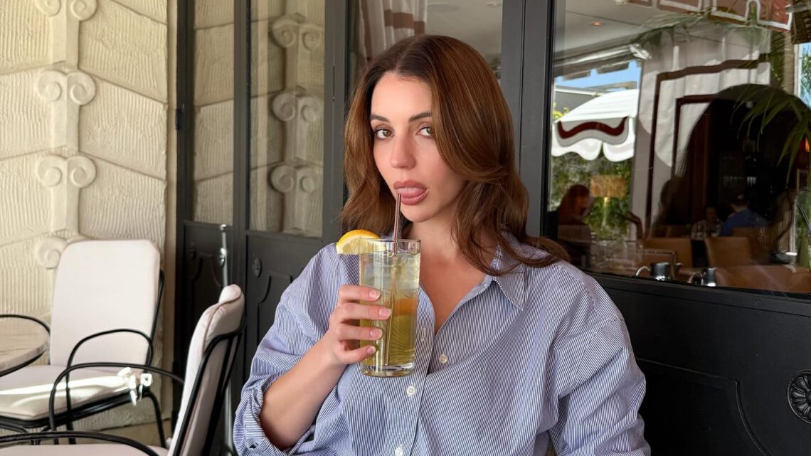 Adelaide Kane Biography: Net Worth, Siblings, Parents, Height, Ethnicity, Age, Movies Adelaide Kane Biography: Net Worth, Siblings, Parents, Height, Ethnicity, Age, Movies
