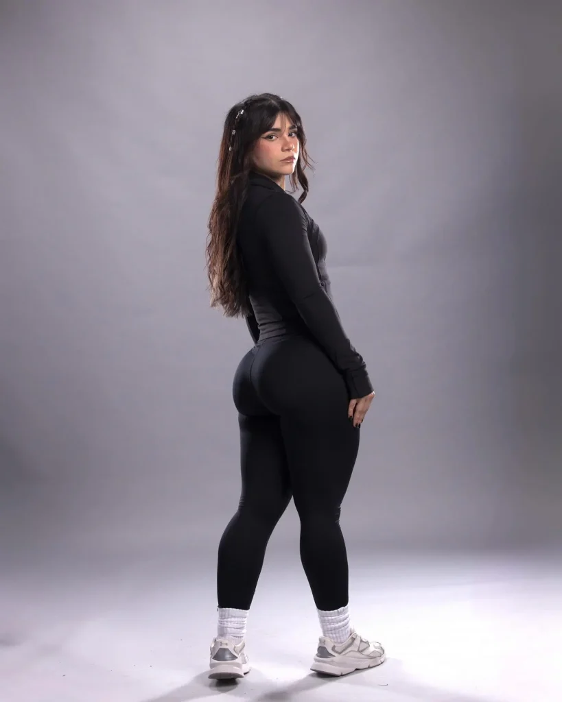 Alana Flores Biography: Height, Ethnicity, Age, Net Worth, Siblings, Parents, Social Media, Boyfriend