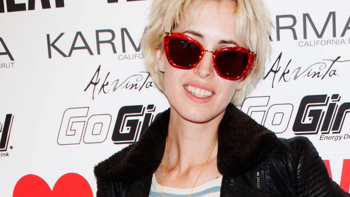 Tom Petty’s Daughter AnnaKim Violette Biography: Parents, Height, Ethnicity, Net Worth, Siblings, Age Tom Petty’s Daughter AnnaKim Violette Biography: Parents, Height, Ethnicity, Net Worth, Siblings, Age
